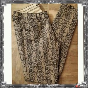 Pants Black & Gray Print sz 11